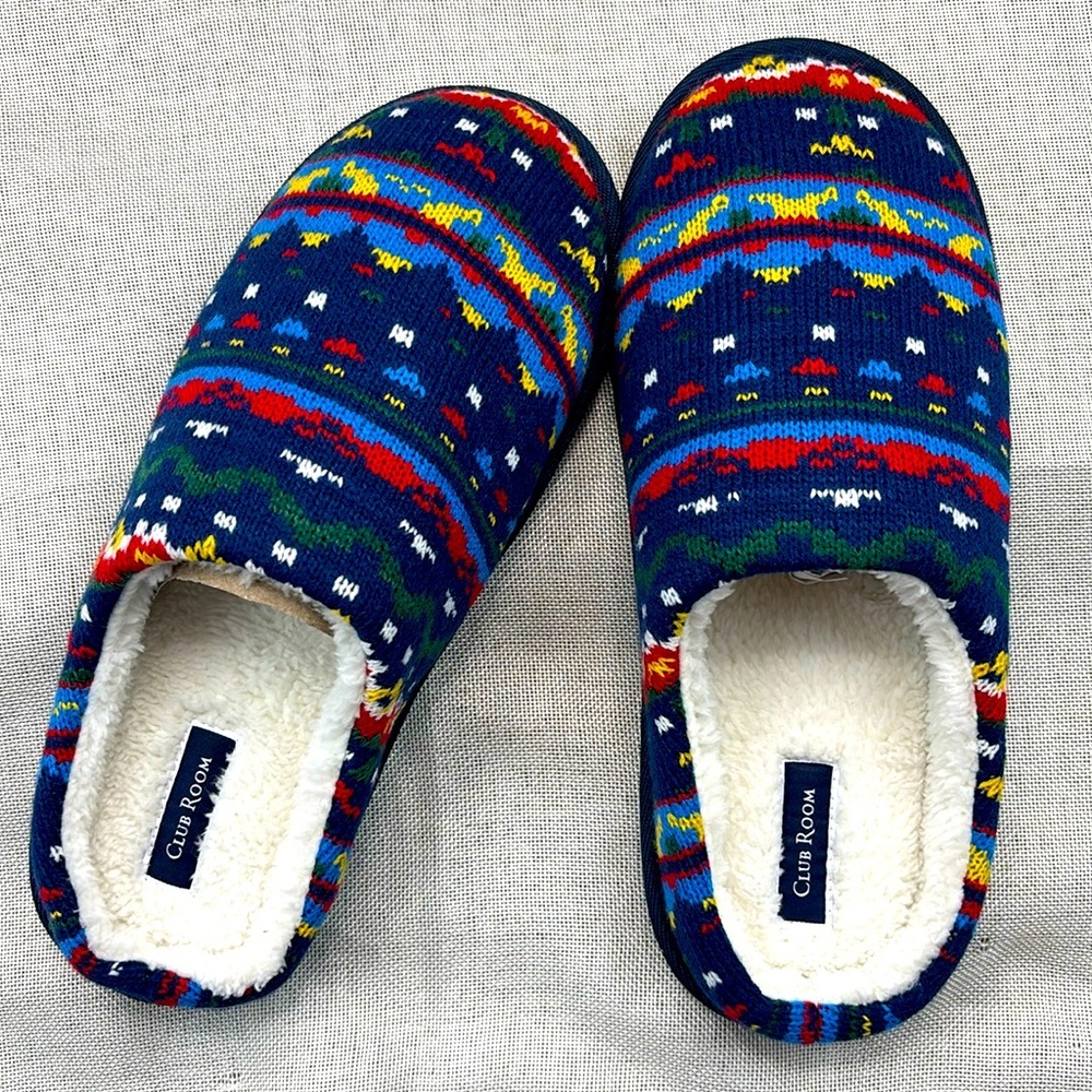 New Club Room Men's Slip On Slippers Red Blue Large 10-11
